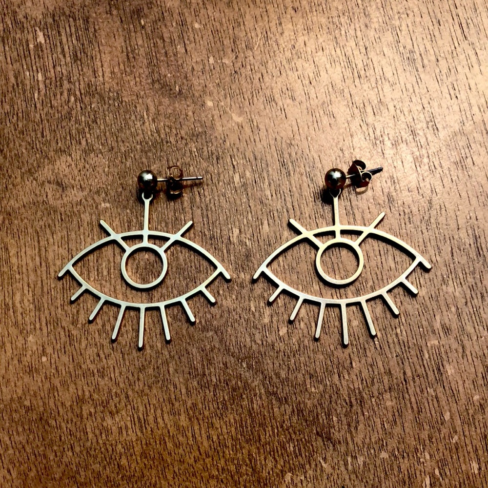 ALV Jewels Wide Eye Statement Earrings - Gold